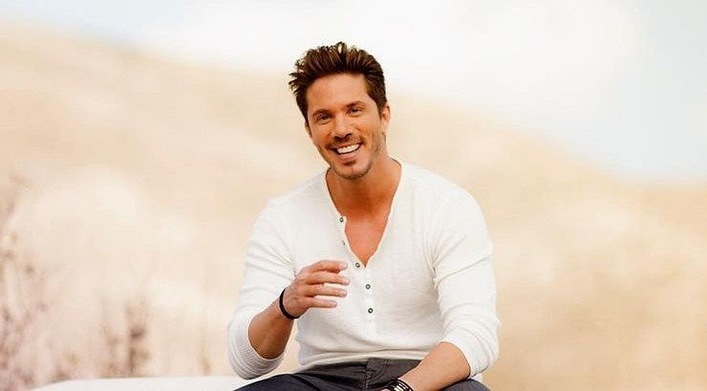 Nikos Oikonomopoulos 4