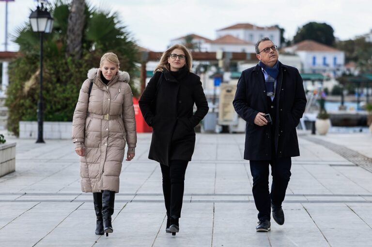 [366596] ΣΥΝΕΔΡΙΑΣΗ ΤΗΣ ΚΟΙΝΟΒΟΥΛΕΥΤΙΚΗΣ ΟΜΑΔΑΣ ΤΟΥ ΣΥΡΙΖΑ ΠΣ ΣΤΙΣ ΣΠΕΤΣΕΣ / 3η ΗΜΕΡΑ ΕΡΓΑΣΙΩΝ (ΓΙΩΡΓΟΣ ΚΟΝΤΑΡΙΝΗΣ/eurokinissi)