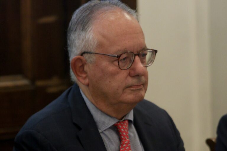 Alivizatos 768x511