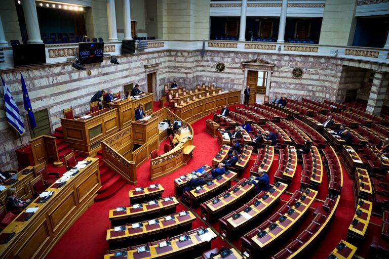 ΑΝΔΡΟΥΛΑΚΗΣ ΝΙΚΟΣ ΠΑΣΟΚ ΣΥΖΗΤΗΣΗ ΣΤΗΝ ΟΛΟΜΕΛΕΙΑ ΤΗΣ ΒΟΥΛΗΣ ΝΟΜΟΣΧΕΔΙΟΥ ΤΟΥ ΥΠΟΥΡΓΕΙΟΥ ΠΑΙΔΕΙΑΣ, ΘΡΗΣΚΕΥΜΑΤΩΝ ΚΑΙ ΑΘΛΗΤΙΣΜΟΥ (ΚΟΝΤΑΡΙΝΗΣ ΓΙΩΡΓΟΣ /eurokinissi)