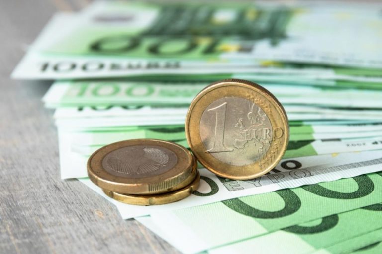 Eurw Money Xrimata Epidoma 1068x712 1 768x512 1