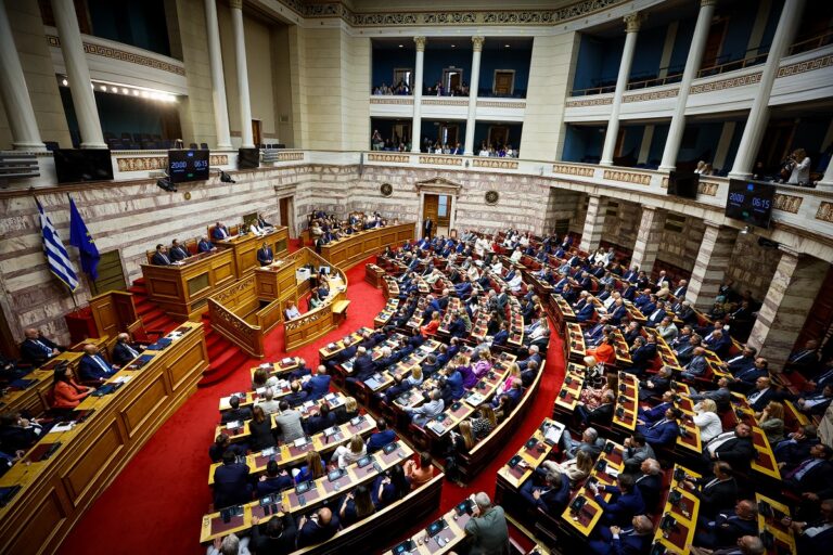 [362406] ΣΥΖΗΤΗΣΗ ΣΤΗΝ ΟΛΟΜΕΛΕΙΑ ΤΗΣ ΒΟΥΛΗΣ ΓΙΑ ΤΙΣ ΠΡΟΓΡΑΜΜΑΤΙΚΕΣ ΔΗΛΩΣΕΙΣ ΤΗΣ ΚΥΒΕΡΝΗΣΗΣ / 3η ΗΜΕΡΑ (ΚΟΝΤΑΡΙΝΗΣ ΓΙΩΡΓΟΣ /eurokinissi)