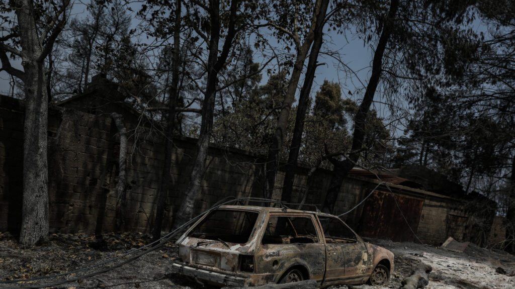 5357118